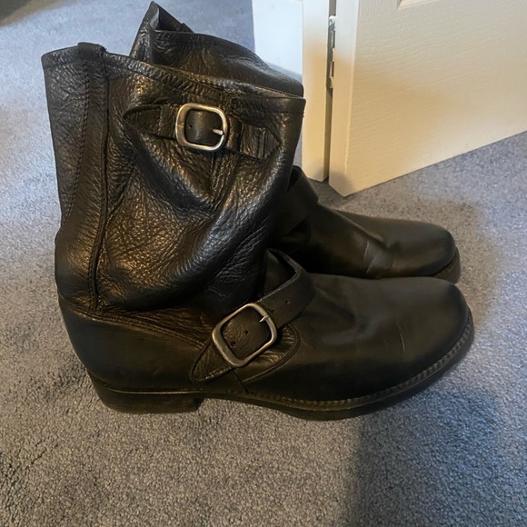 Frye Veronica short slouch boot - Picture 9 of 10